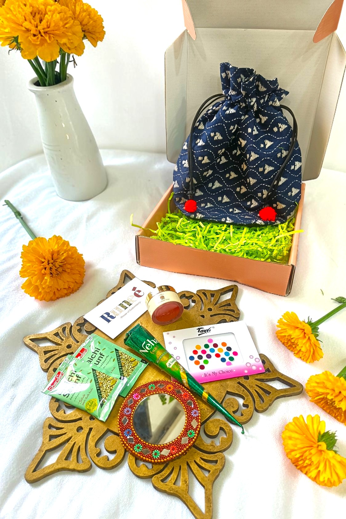 Navy blue with white Potli hamper